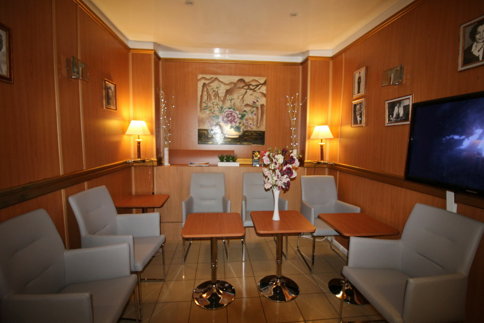 นูเวล โฮเต็ล ดู เธียเตอร์ Hotel ปารีส ภายนอก รูปภาพ