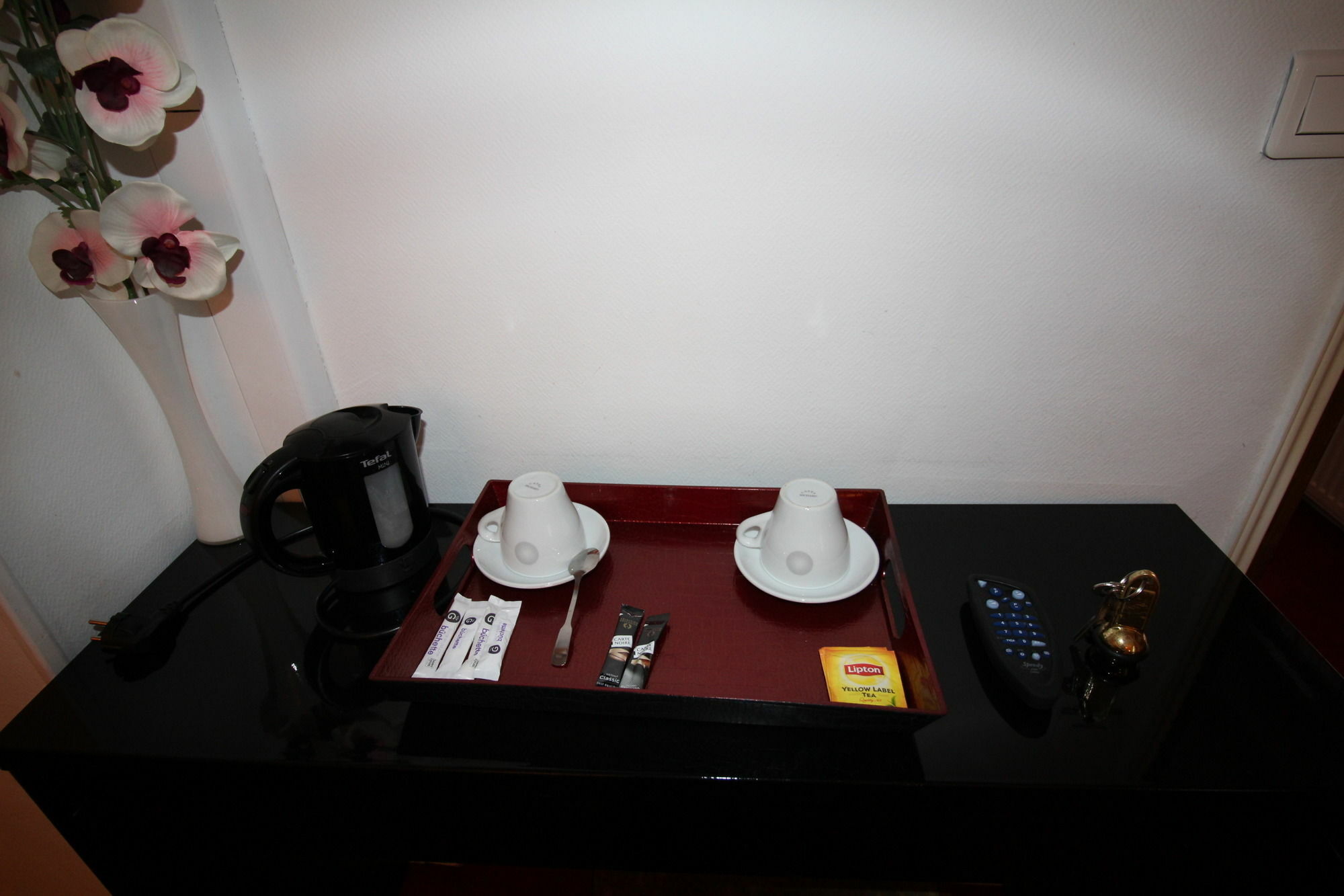 นูเวล โฮเต็ล ดู เธียเตอร์ Hotel ปารีส ภายนอก รูปภาพ